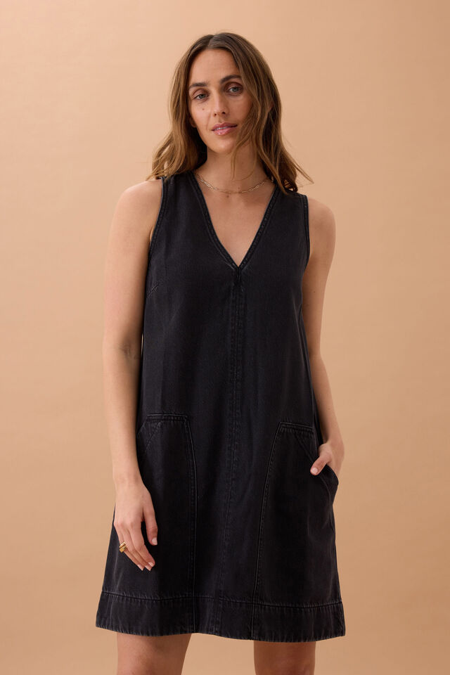 Emme Shift Dress Washed Black