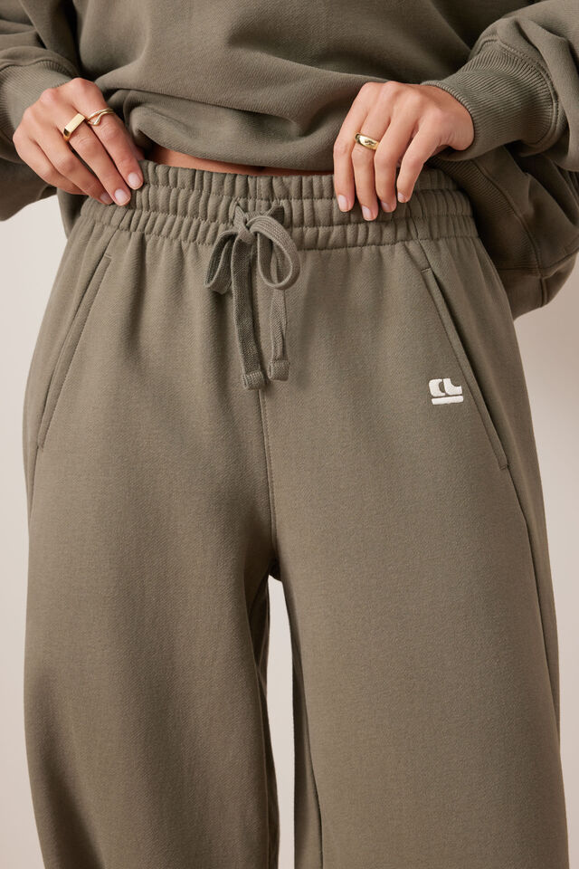Elise Barrel Trackpant Olive