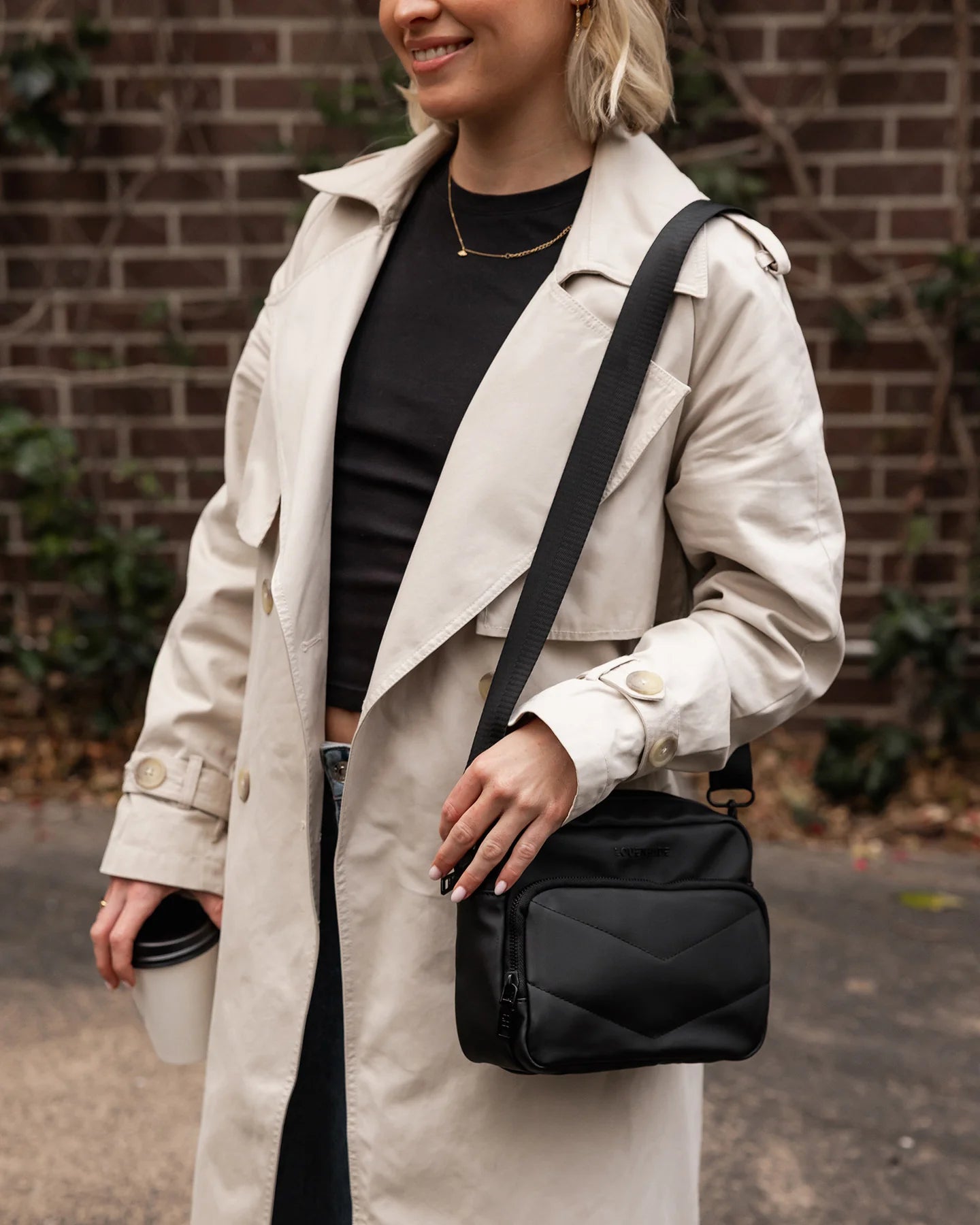 London Camera Crossbody Bag - Black