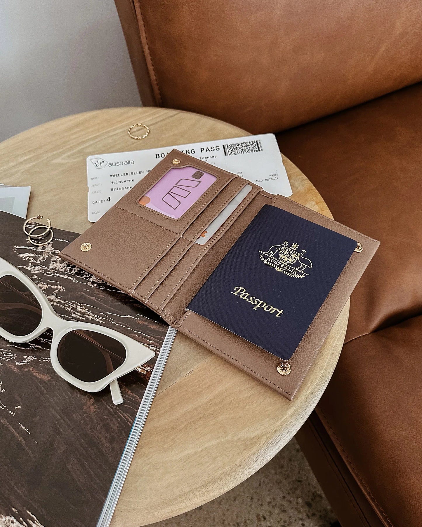 Venice Passport Holder - Mocha