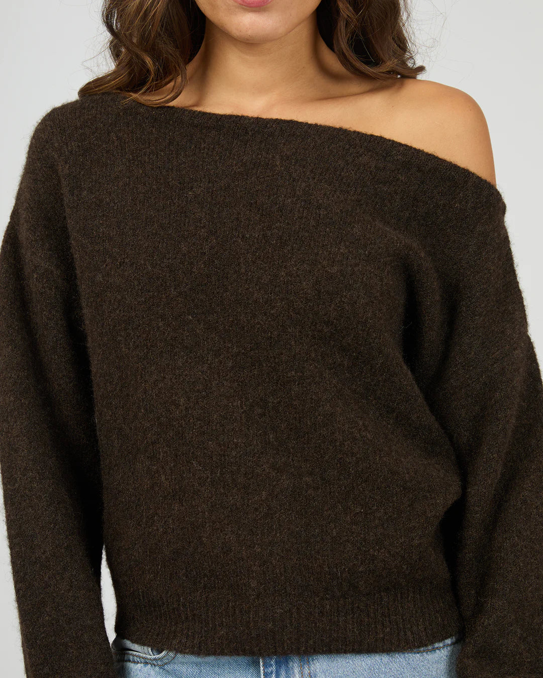 OFF SHOULDER KNIT JUMPER
