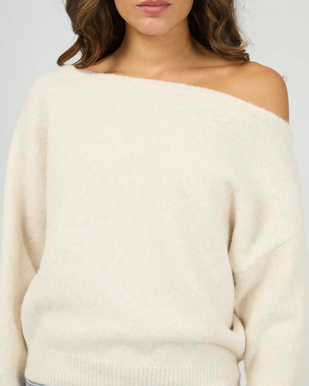 OFF SHOULDER KNIT JUMPER OAT