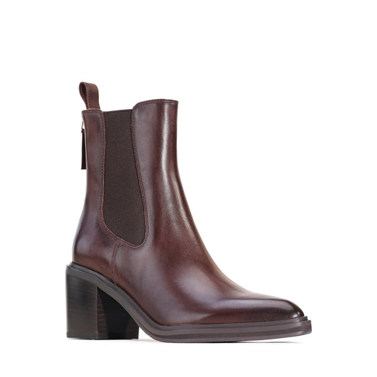 Jane Boots - Chestnut