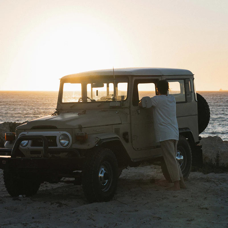 SB Onyx with Cut Throat