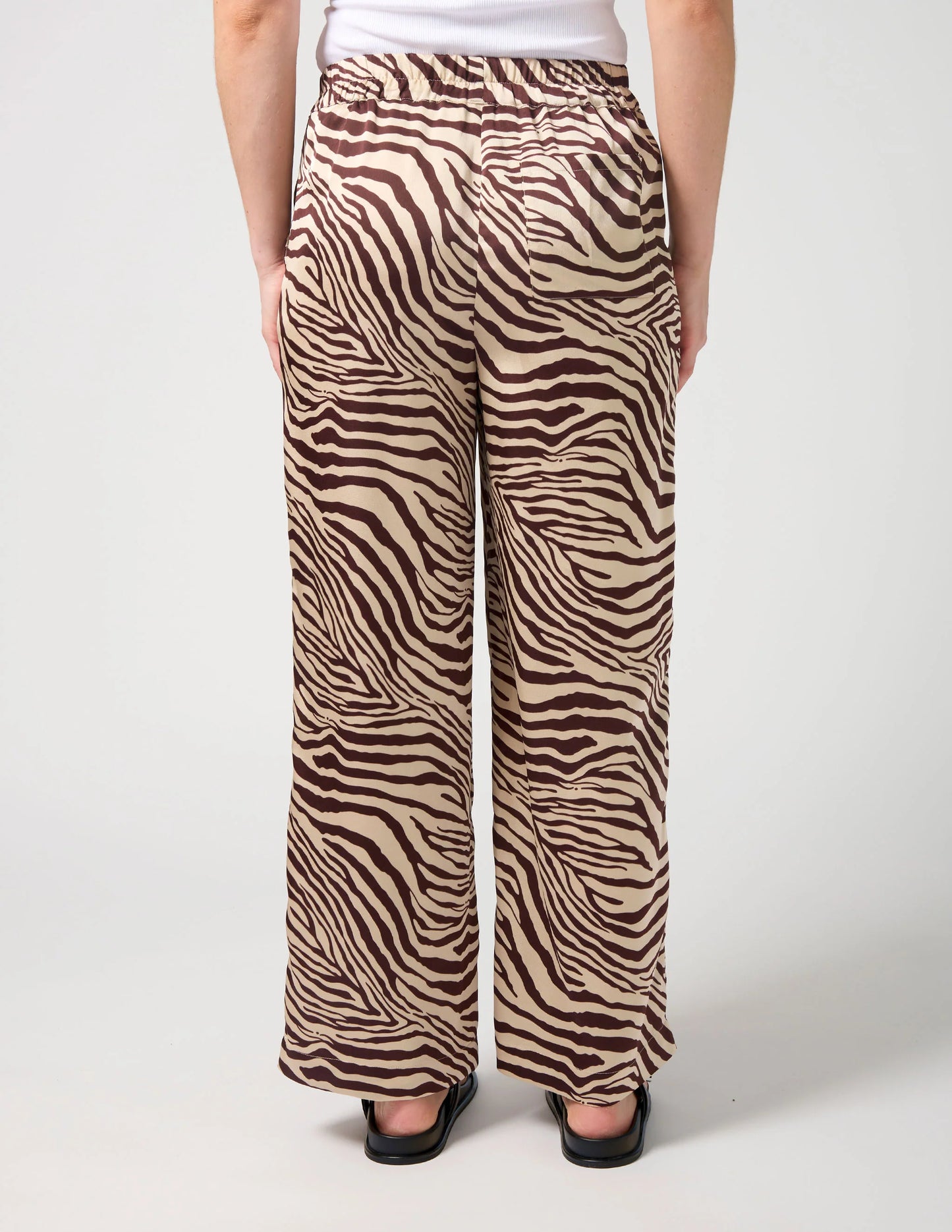 Jenna Pant - Merlot Zebra